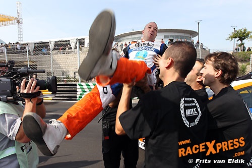 Dromen zijn bedrog, maar niet voor Tom Coronel + Ludieke VIDEO